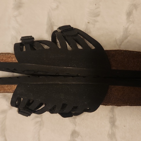 Birkenstock suade black sandals near new size 7W true size fit 8 1/2 to 9 - Picture 9 of 10
